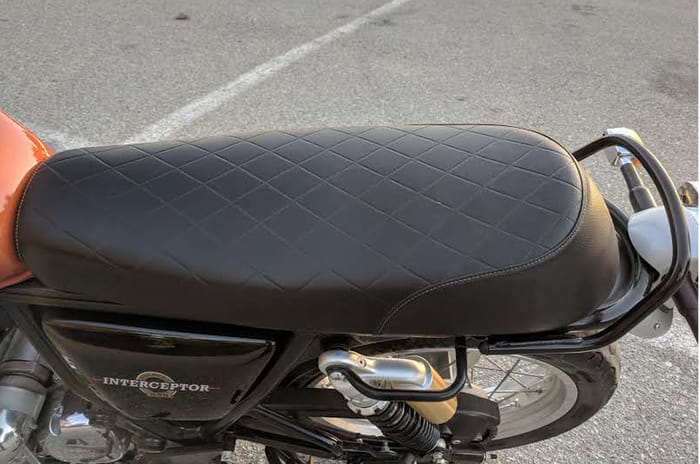 Royal Enfield Interceptor 650 seat